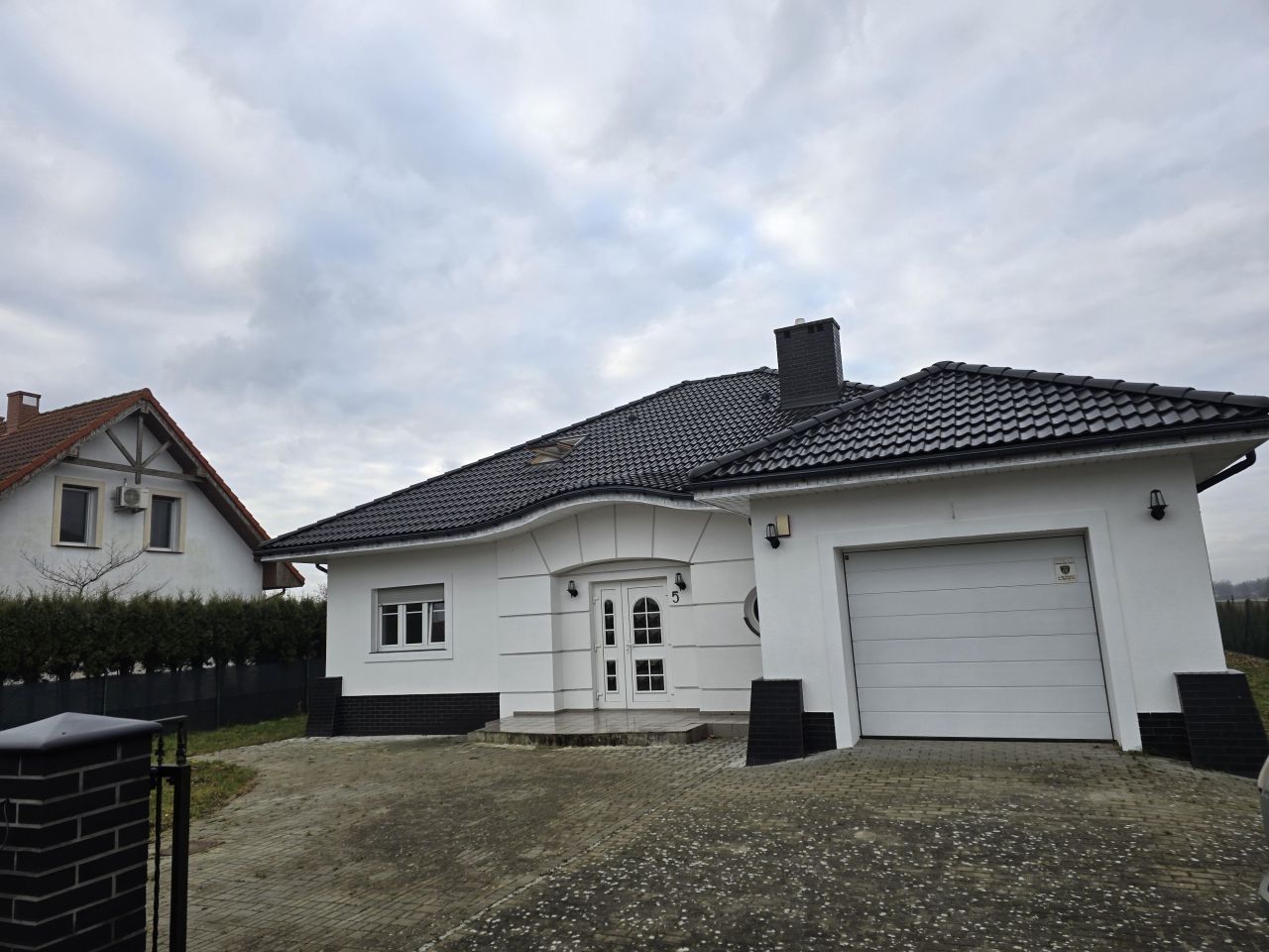 dom wolnostojący, 5 pokoi Osiedle Poznańskie, ul. Klonowa. Zdjęcie 3