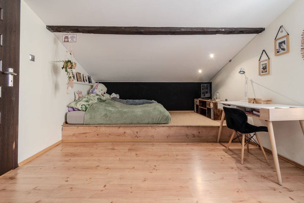 dom wolnostojący, 5 pokoi Ksawerów, ul. Ireny Kosmowskiej. Zdjęcie 10