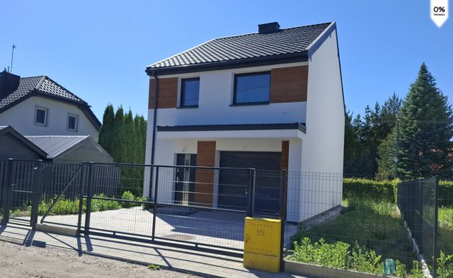 dom wolnostojący, 4 pokoje Dziekanów Leśny. Zdjęcie 1