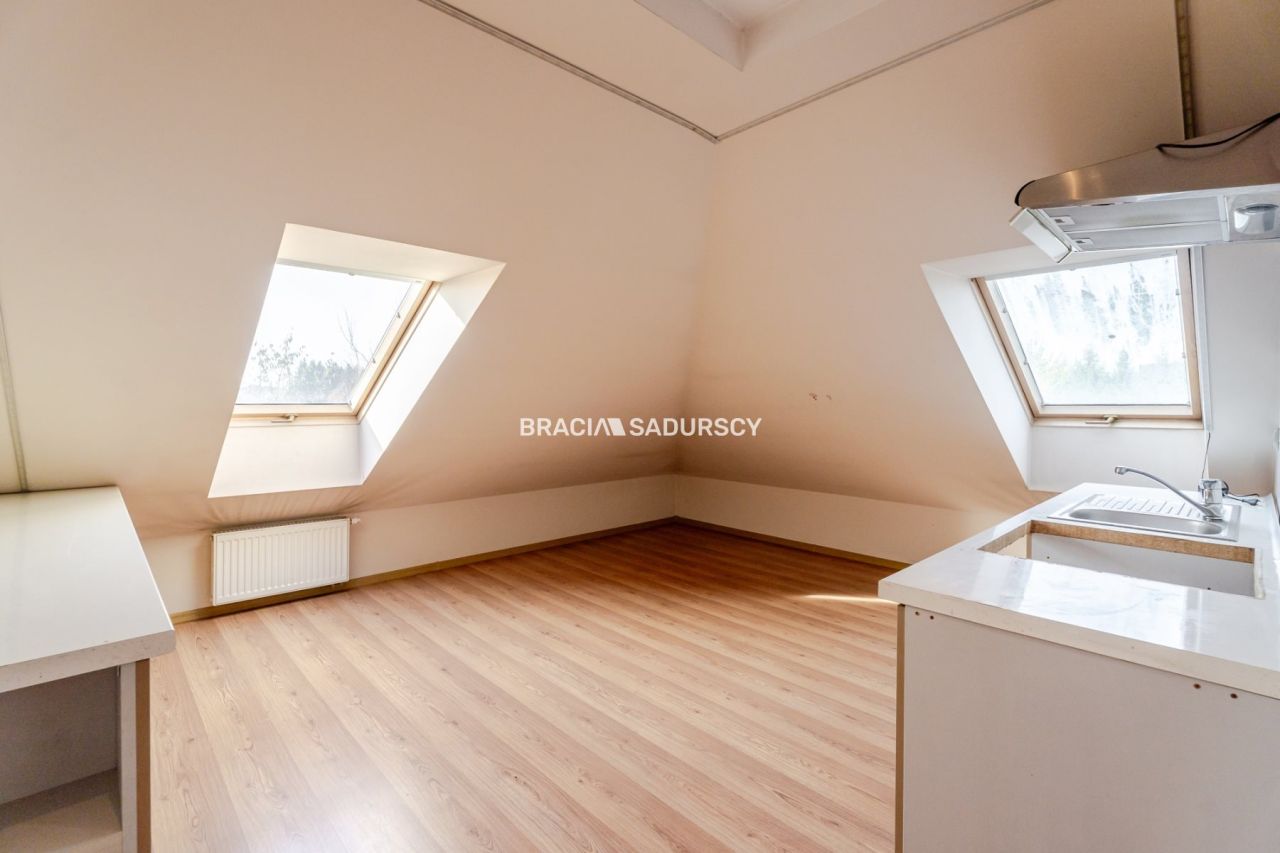 dom wolnostojący, 7 pokoi Skawina, ul. Wojska Polskiego. Zdjęcie 27