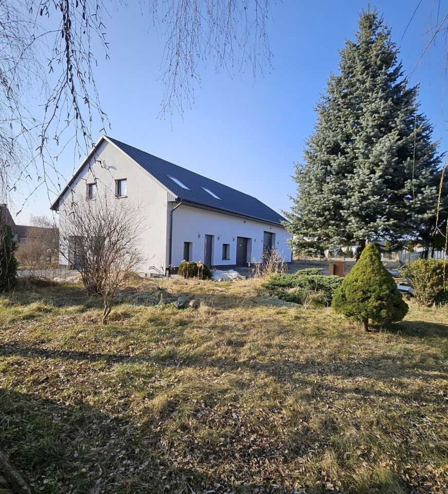 Hala/magazyn Cieśle. Zdjęcie 4