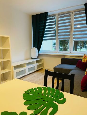 Mieszkanie 4-pokojowe Warszawa Praga-Południe, ul. Stefana Starzyńskiego. Zdjęcie 1