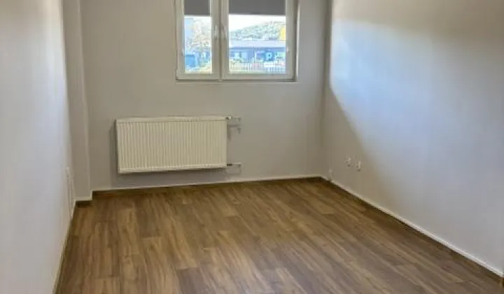 Biuro Gdynia Chylonia, ul. Hutnicza