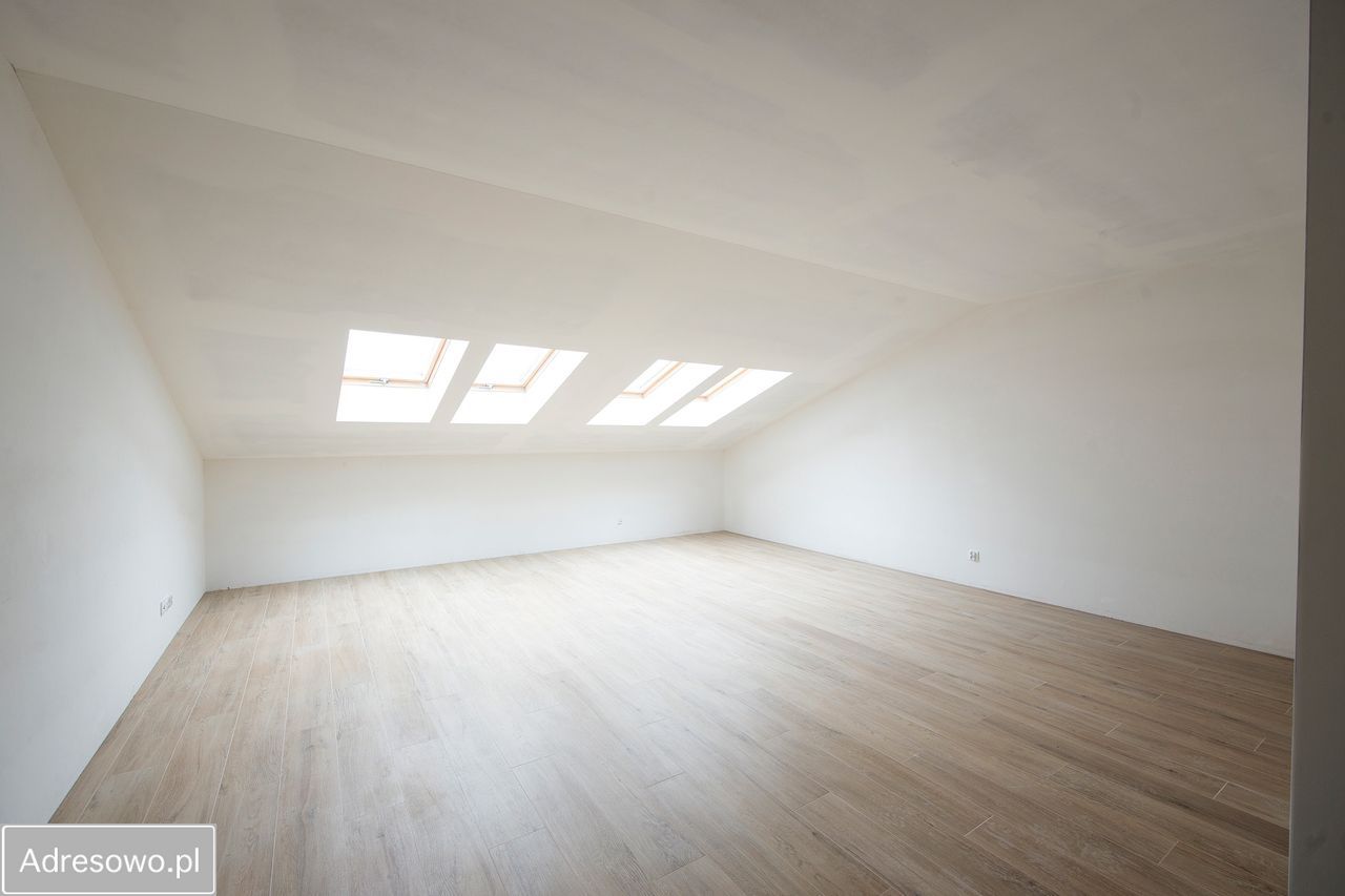 Lokal Jędrzejów, pl. Tadeusza Kościuszki. Zdjęcie 20