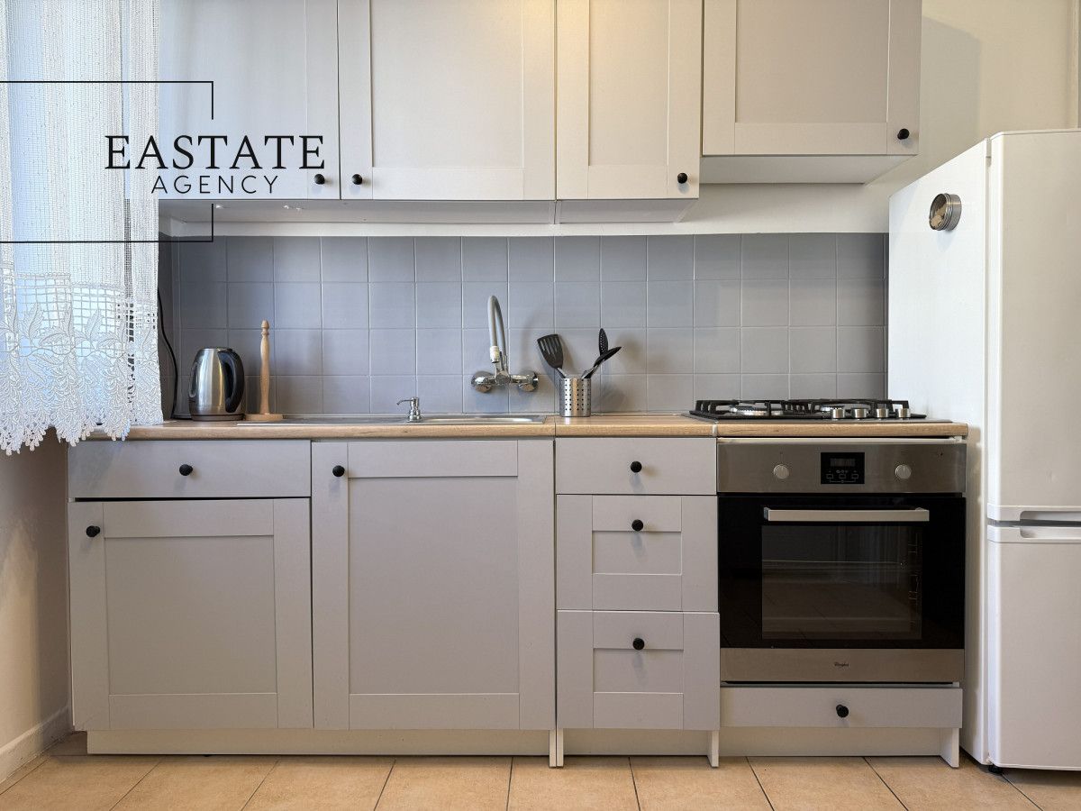 Mieszkanie 3-pokojowe Warszawa Śródmieście, ul. Nowolipki. Zdjęcie 1