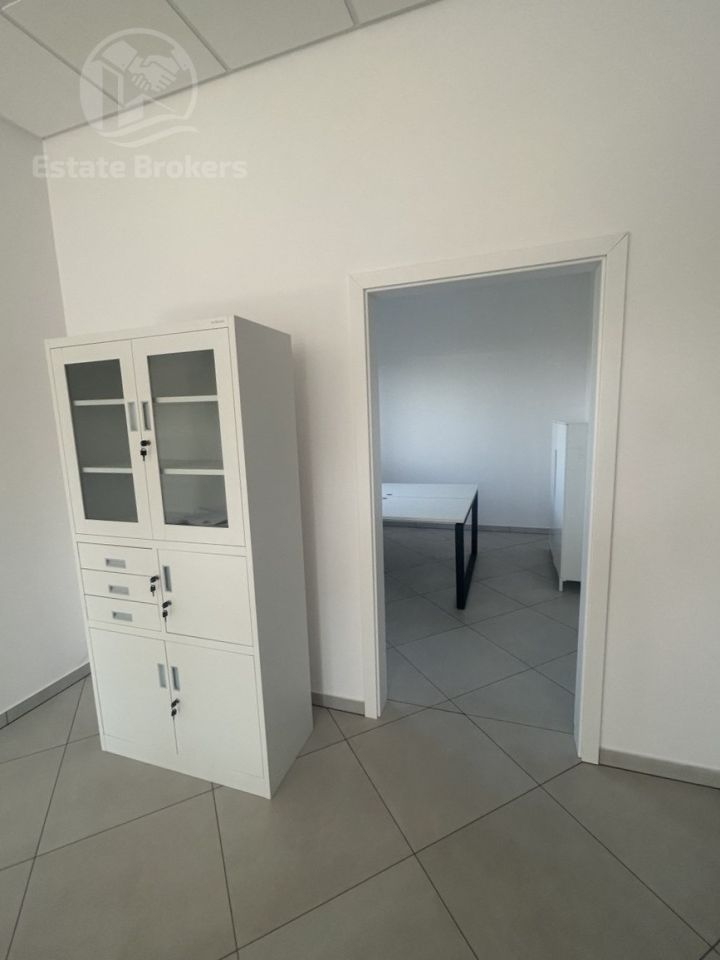 Hala/magazyn Szewce. Zdjęcie 6