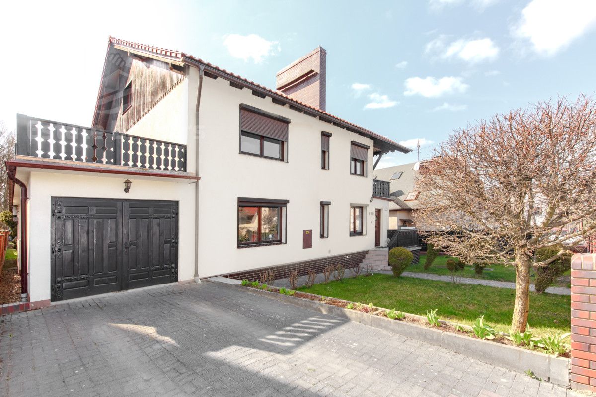 dom wolnostojący, 6 pokoi Trzebnica, ul. Oleśnicka. Zdjęcie 2