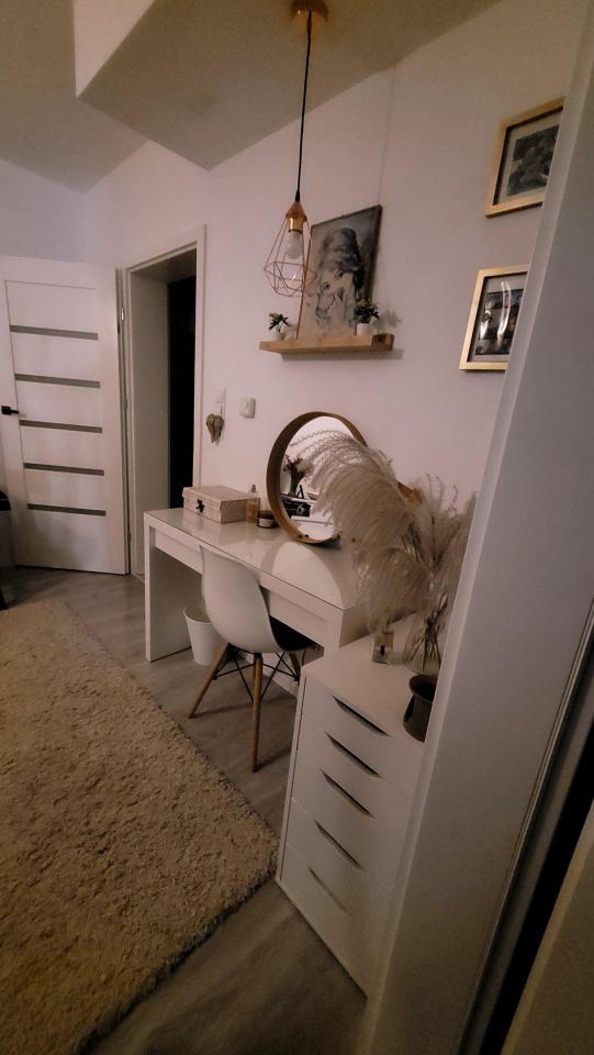 dom wolnostojący, 5 pokoi Smugi Helenów. Zdjęcie 11