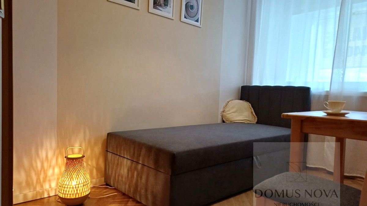 Mieszkanie 2-pokojowe Warszawa Śródmieście, ul. Chmielna. Zdjęcie 4