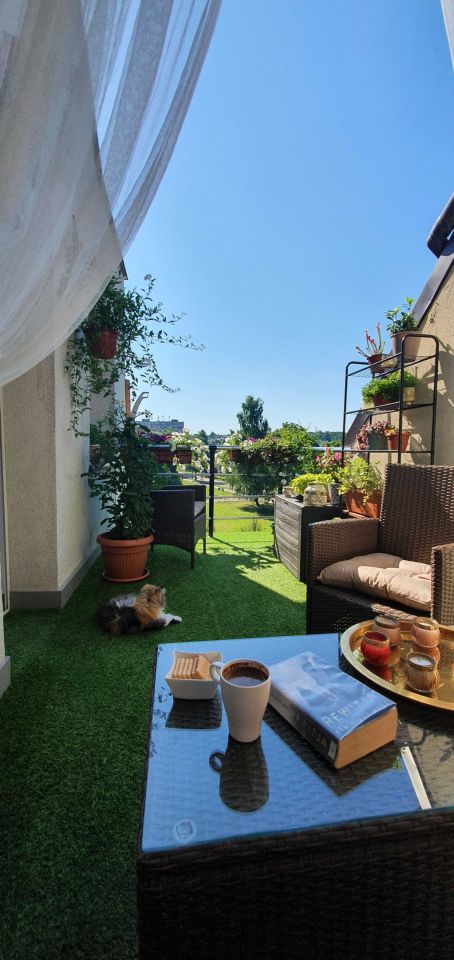 Mieszkanie 4-pokojowe Poręba. Zdjęcie 6