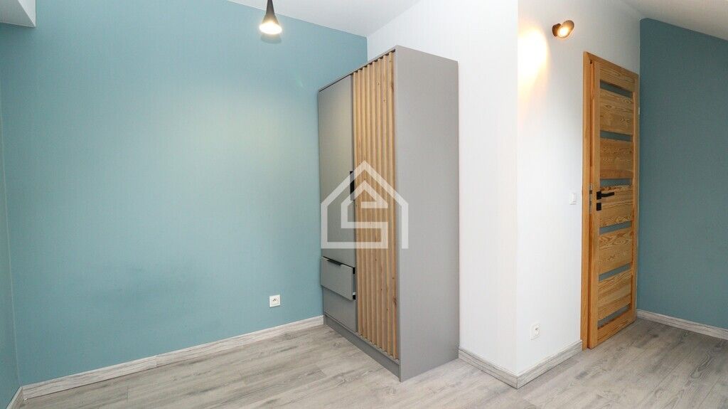 Mieszkanie 3-pokojowe Zagórze. Zdjęcie 12