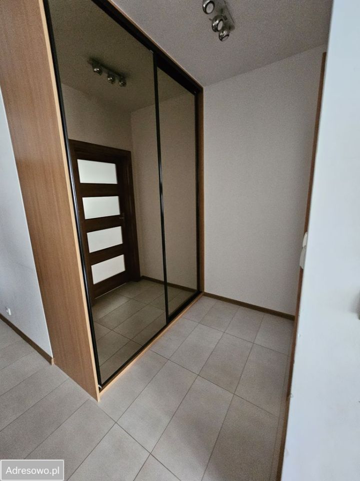 Mieszkanie 2-pokojowe Ząbki. Zdjęcie 2