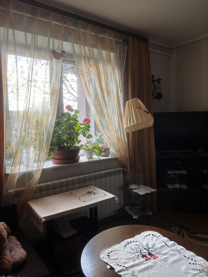 dom wolnostojący, 3 pokoje Oficjałów. Zdjęcie 15