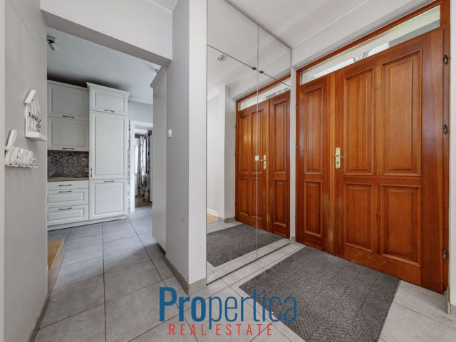 bliźniak, 4 pokoje Zielonka, ul. Prymasa Stefana Wyszyńskiego. Zdjęcie 2