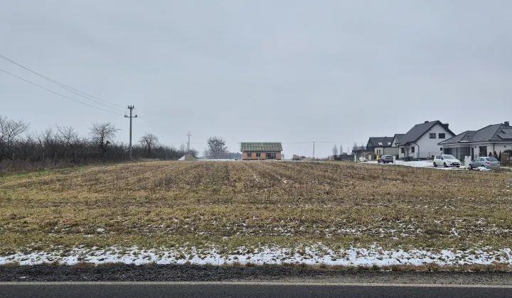 Działka budowlana Skrzynki, ul. św. Huberta
