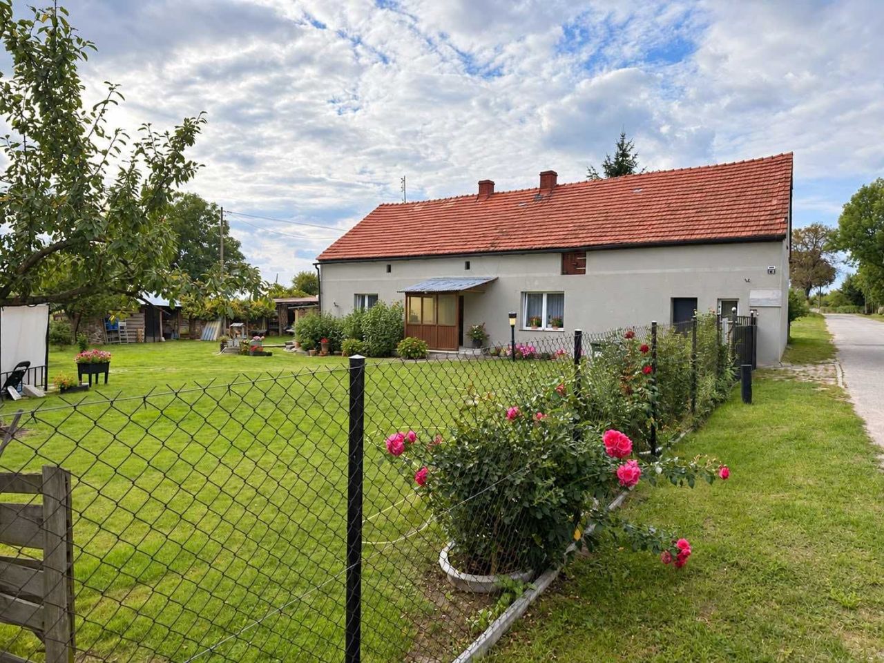 dom wolnostojący, 4 pokoje Dryżyna. Zdjęcie 1