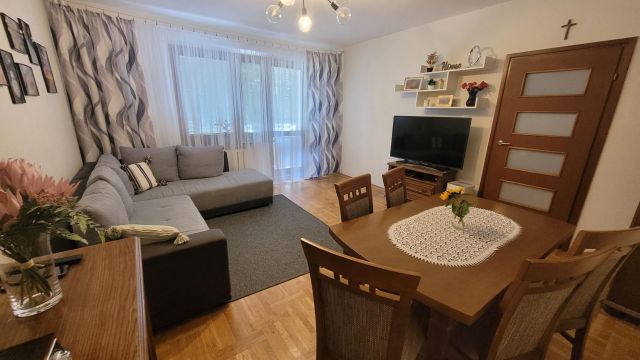 Mieszkanie 3-pokojowe Aleksandrów Łódzki Centrum, ul. Poselska. Zdjęcie 1