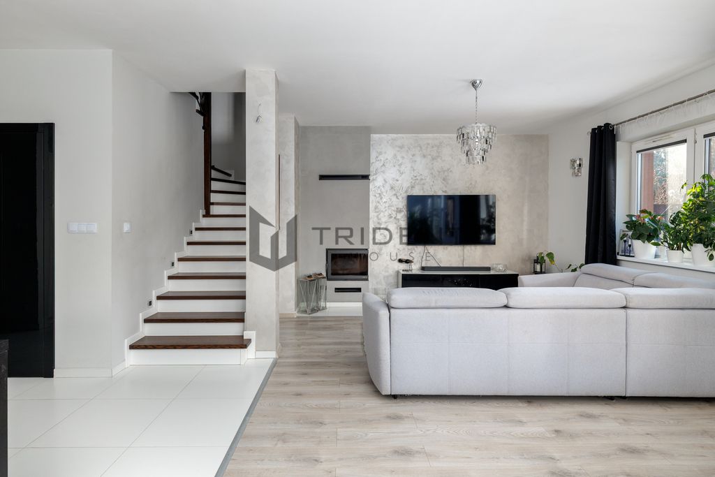 bliźniak, 5 pokoi Krupia Wólka. Zdjęcie 7