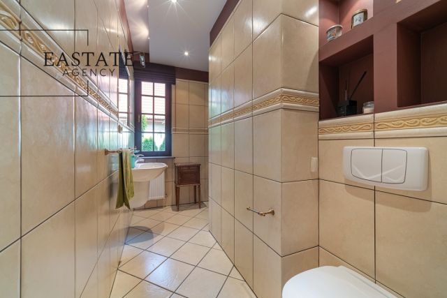 dom wolnostojący, 8 pokoi Warszawa Wawer, ul. Drwali. Zdjęcie 10