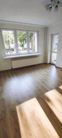 Mieszkanie 2-pokojowe Warszawa Ursus, ul. Kolorowa. Zdjęcie 1