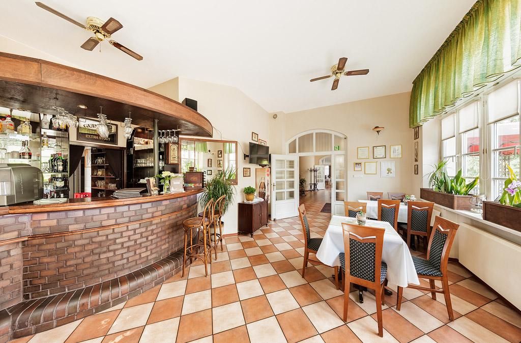 Hotel/pensjonat Plewiska, ul. Grunwaldzka. Zdjęcie 6