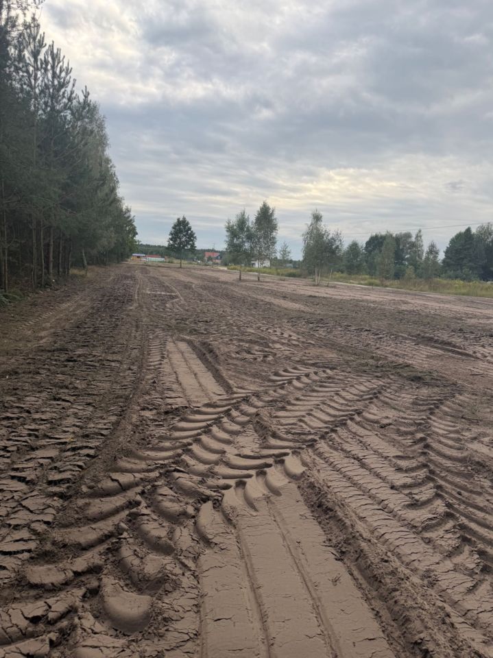 Działka budowlana Równe. Zdjęcie 4