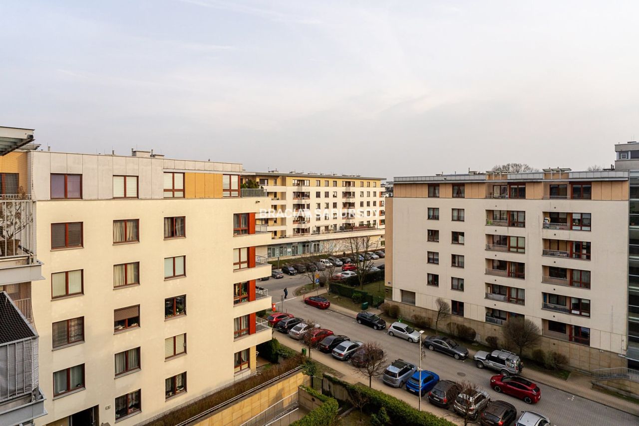 Mieszkanie 3-pokojowe Kraków Dębniki, ul. Czerwone Maki. Zdjęcie 9