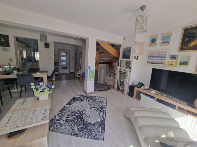 dom szeregowy, 5 pokoi Mirków. Zdjęcie 5