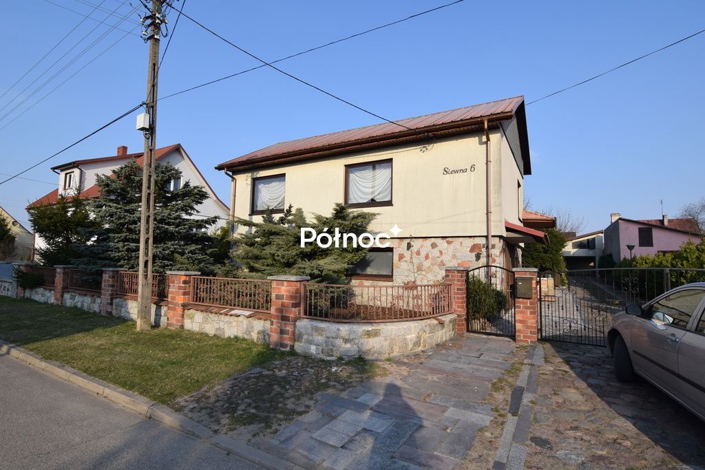 dom wolnostojący, 5 pokoi Hajnówka, ul. Siewna. Zdjęcie 1