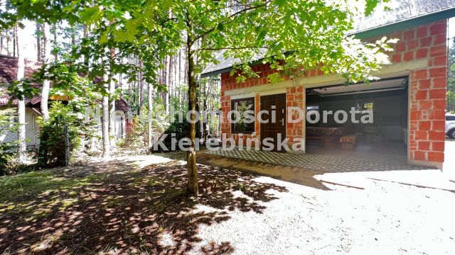 dom wolnostojący, 2 pokoje Fryszerka. Zdjęcie 3