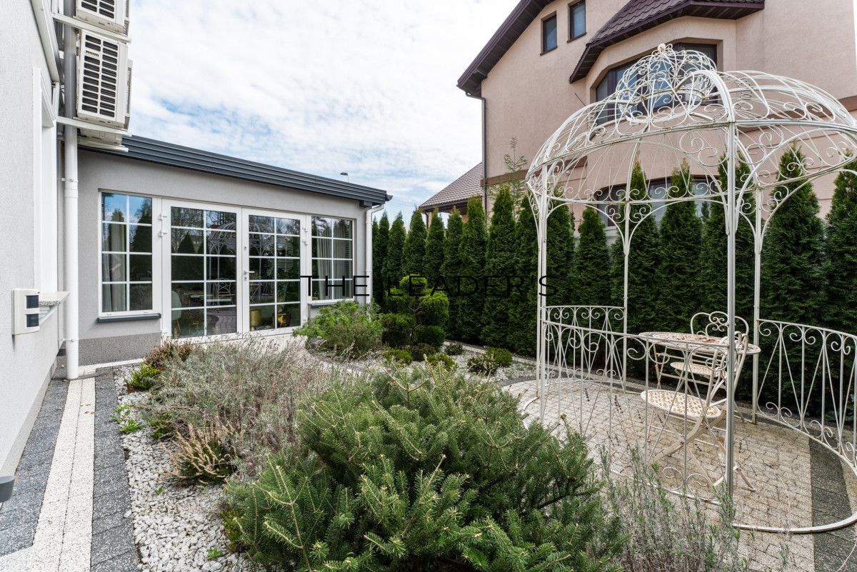 dom wolnostojący, 12 pokoi Warszawa Wawer. Zdjęcie 14