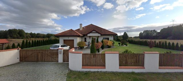 dom wolnostojący Płozy. Zdjęcie 1