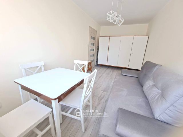 Mieszkanie 2-pokojowe Gniezno, ul. Budowlanych. Zdjęcie 4
