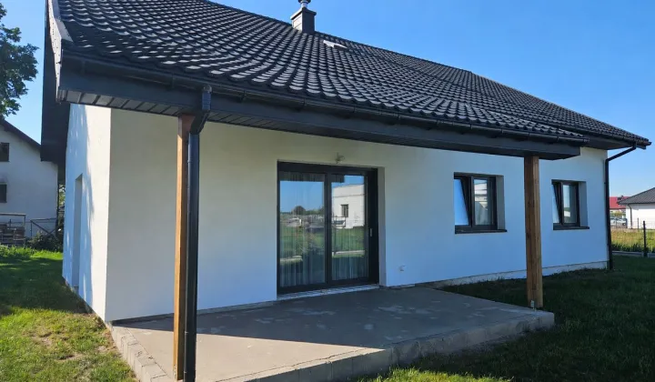 dom wolnostojący, 4 pokoje Obrowo, ul. Cedrowa