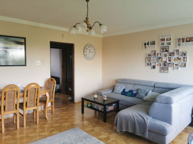 Mieszkanie 3-pokojowe Chrzanów, ul. Niepodległości. Zdjęcie 1