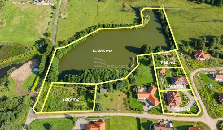 dom wolnostojący, 12 pokoi Warkały, ul. Poziomkowa