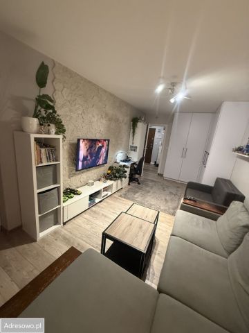 Mieszkanie 1-pokojowe Kielce Barwinek, ul. Starowapiennikowa. Zdjęcie 1