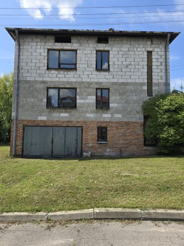 dom wolnostojący, 4 pokoje Opole Lubelskie Przedmieście, ul. Łąkowa. Zdjęcie 1