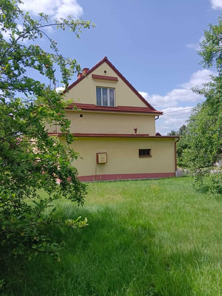 dom wolnostojący Kraków Swoszowice, ul. Józefa i Floriana Sawiczewskich. Zdjęcie 3