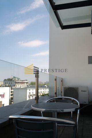 Mieszkanie 3-pokojowe Warszawa Śródmieście, ul. Stawki. Zdjęcie 6