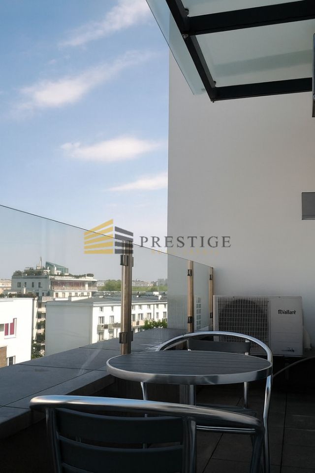 Mieszkanie 3-pokojowe Warszawa Śródmieście, ul. Stawki. Zdjęcie 6