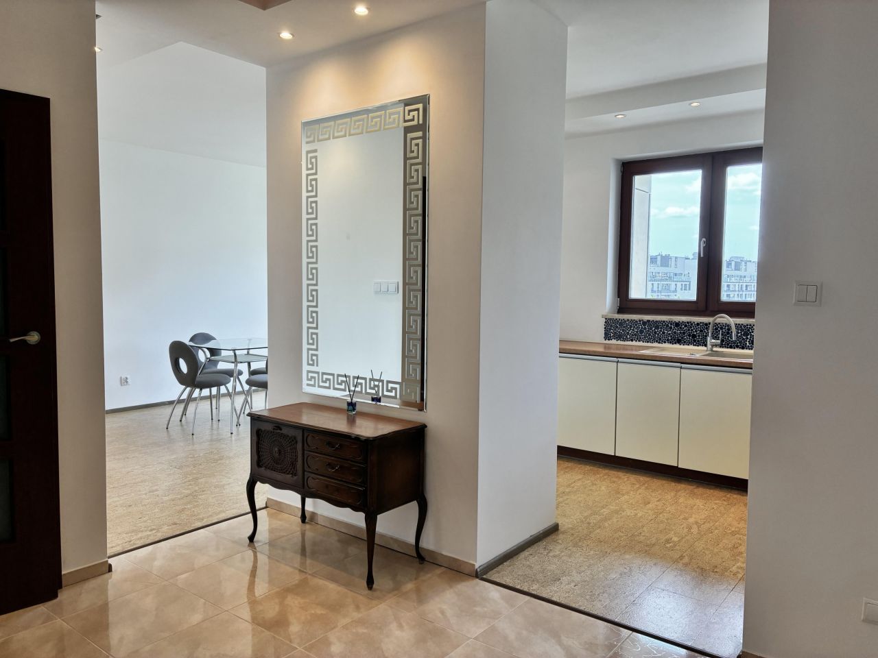 Mieszkanie 2-pokojowe Warszawa Wilanów, ul. Sarmacka. Zdjęcie 3