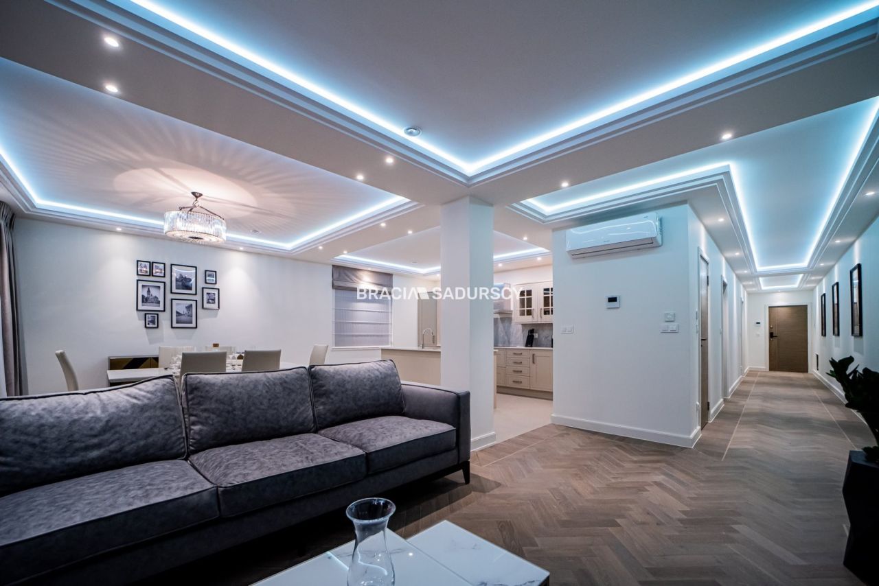 Mieszkanie 3-pokojowe Żywiec, rynek Rynek. Zdjęcie 13