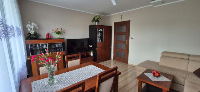 Mieszkanie 3-pokojowe Słupca, os. Niepodległości. Zdjęcie 1