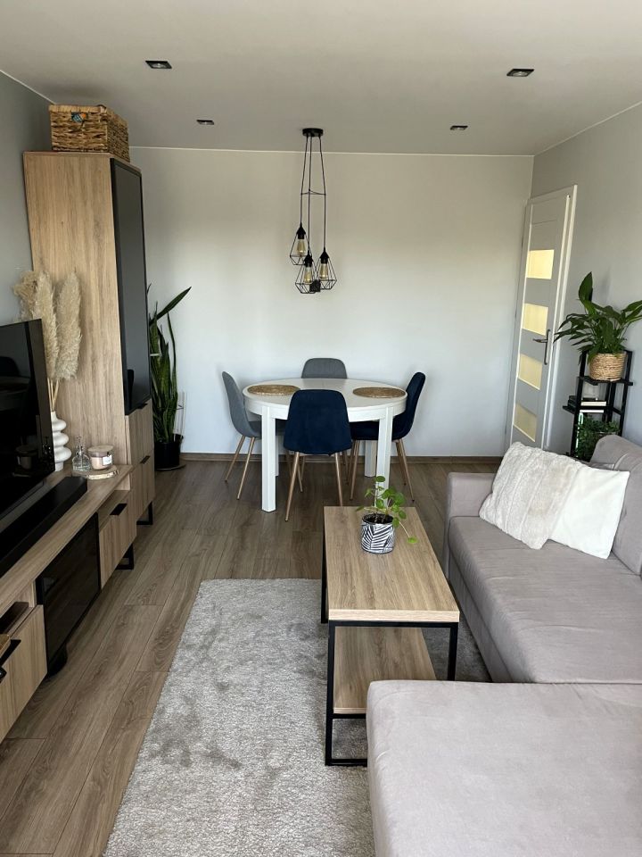 Mieszkanie 2-pokojowe Łódź Dąbrowa, ul. Władysława Umińskiego. Zdjęcie 3