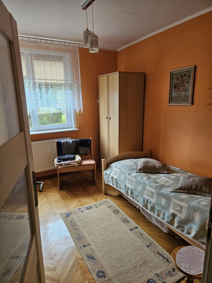 bliźniak, 3 pokoje Oparzno. Zdjęcie 9