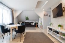 dom wolnostojący, 5 pokoi Kraków Podgórze, ul. Poronińska