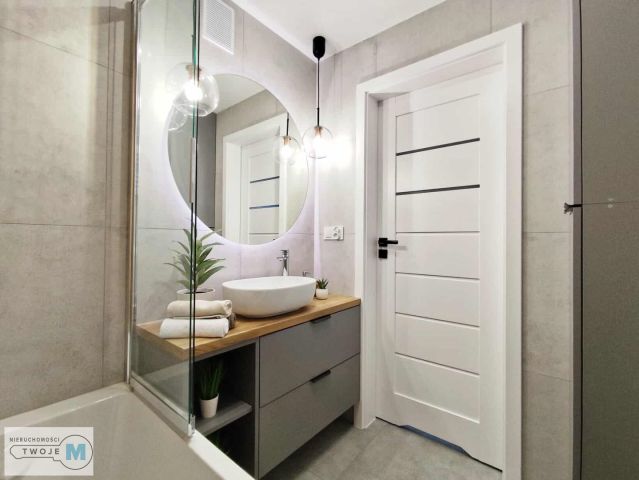 Mieszkanie 3-pokojowe Kielce Uroczysko, ul. Warszawska. Zdjęcie 2