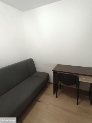 Pokój Wrocław Śródmieście, ul. kard. Stefana Wyszyńskiego. Zdjęcie 1