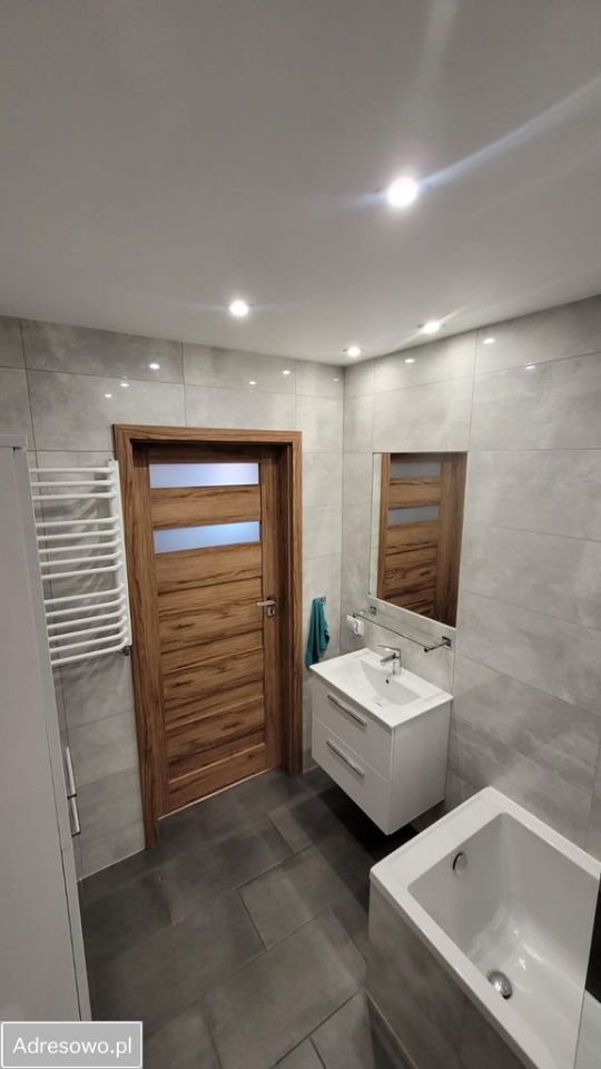 Mieszkanie 3-pokojowe Bielsko-Biała Stare Bielsko, ul. Sarni Stok. Zdjęcie 12